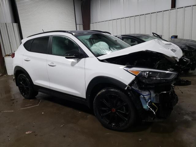 Photo 4 from auction – 2017 HYUNDAI TUCSON LIM with VIN KM8J3CA28HU549331