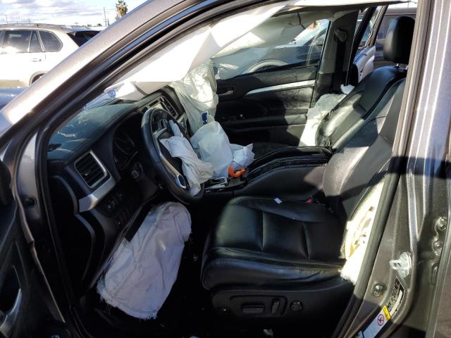 Photo 7 from auction – 2018 TOYOTA HIGHLANDER with VIN 5TDKZRFH3JS543132