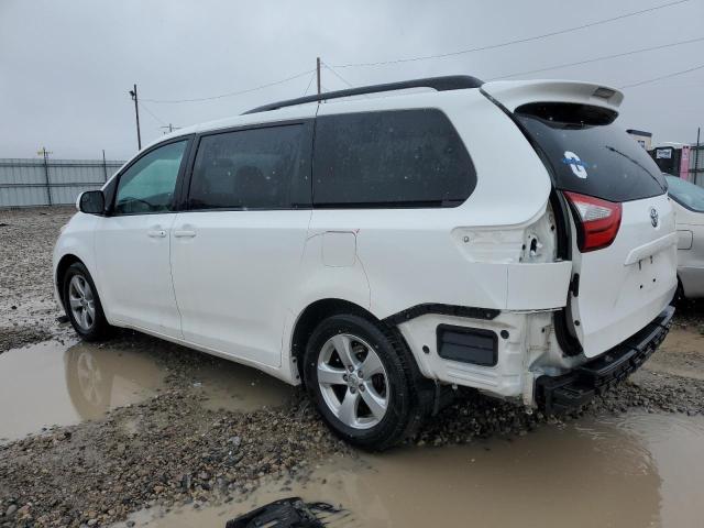 Photo 2 from auction – 2015 TOYOTA SIENNA LE with VIN 5TDKK3DC1FS560057