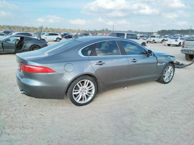 Photo 3 from auction – 2016 JAGUAR XF PRESTIG with VIN SAJBE4BV3GCY14597