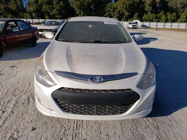 Photo 5 from auction – 2013 HYUNDAI SONATA HYB with VIN KMHEC4A47DA099434