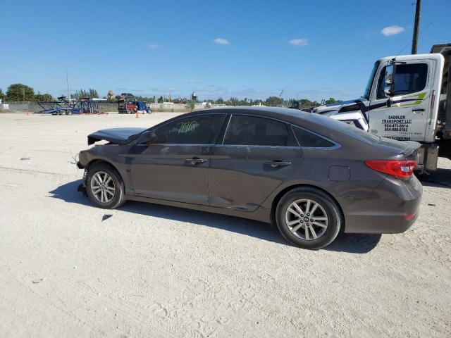 Photo 2 from auction – 2017 HYUNDAI SONATA SE with VIN 5NPE24AF7HH570859