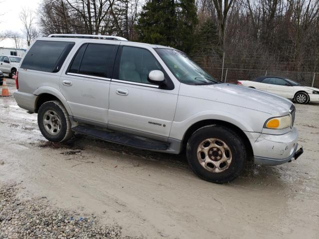 Photo 4 from auction – 2000 LINCOLN NAVIGATOR with VIN 5LMFU28A8YLJ41957