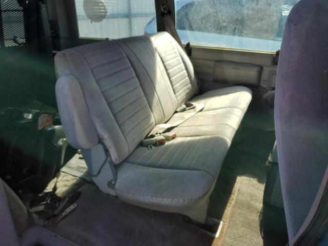 Photo 11 from auction – 1995 CHEVROLET ASTRO with VIN 1GNDM19W7SB106530