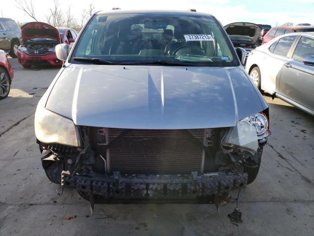 Photo 5 from auction – 2014 CHRYSLER TOWN & COU with VIN 2C4RC1BG1ER157015