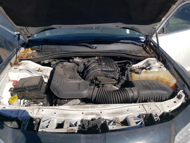 Photo 11 from auction – 2016 CHRYSLER 300 LIMITE with VIN 2C3CCAAG9GH189456