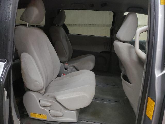 Photo 11 from auction – 2013 TOYOTA SIENNA LE with VIN 5TDJK3DC7DS066844
