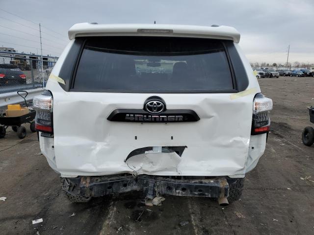 Photo 6 from auction – 2019 TOYOTA 4RUNNER SR with VIN JTEBU5JR2K5733160
