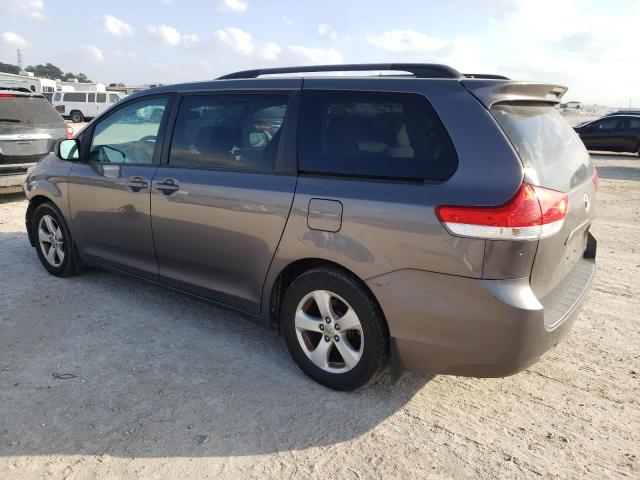 Photo 2 from auction – 2014 TOYOTA SIENNA LE with VIN 5TDKK3DC8ES435488