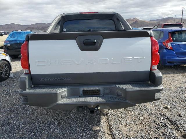 Photo 6 from auction – 2004 CHEVROLET AVALANCHE with VIN 3GNEK12T44G141403