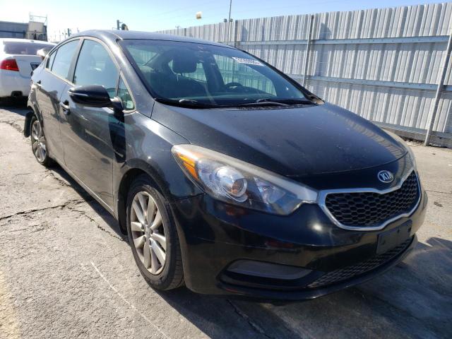 Foto 4 de la subasta – 2015 KIA FORTE LX con VIN KNAFX4A67F5383184