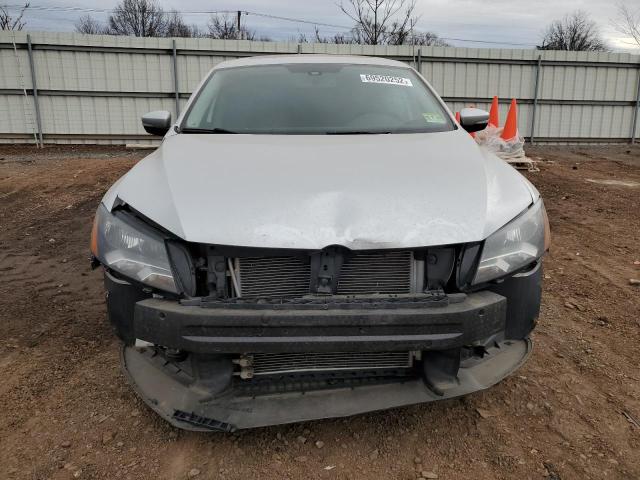 Photo 5 from auction – 2014 VOLKSWAGEN PASSAT SE with VIN 1VWBN7A34EC030990