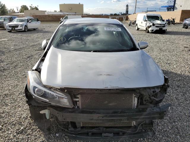 Photo 5 from auction – 2018 KIA FORTE LX with VIN 3KPFL4A70JE169061