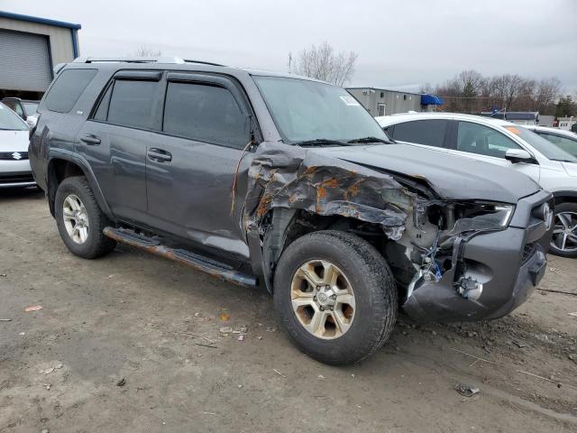 Photo 4 from auction – 2016 TOYOTA 4RUNNER SR with VIN JTEBU5JR1G5311937