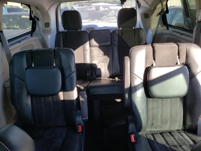 Photo 10 from auction – 2015 CHRYSLER TOWN & COU with VIN 2C4RC1JG1FR728778