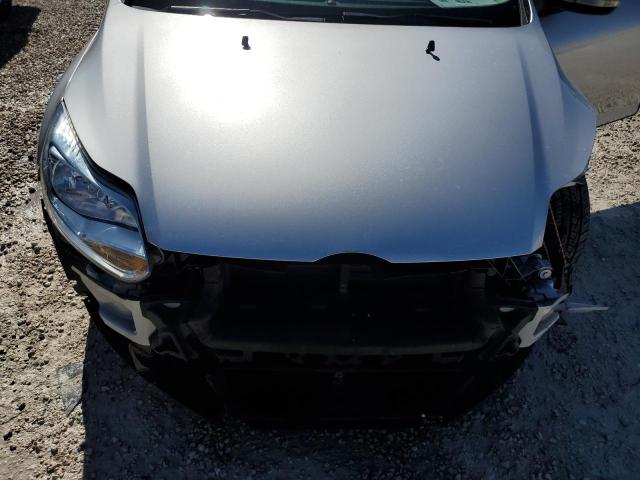 Zdjęcie 11 z aukcji – 2014 FORD FOCUS SE z VIN 1FADP3K27EL417625