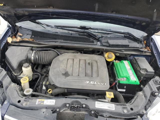 Photo 12 from auction – 2015 CHRYSLER TOWN & COU with VIN 2C4RC1BG8FR587741