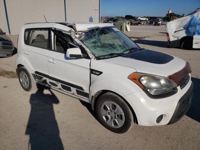 Photo 4 from auction – 2013 KIA SOUL with VIN KNDJT2A53D7497883