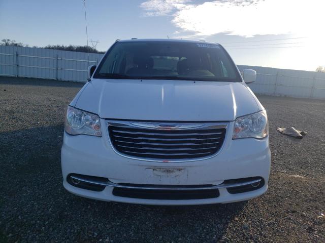 Photo 5 from auction – 2015 CHRYSLER TOWN & COU with VIN 2C4RC1BG4FR608620