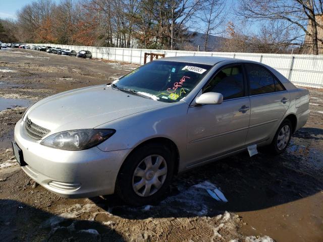 TOYOTA CAMRY LE 2002 with VIN 4T1BE32K52U062270 - Photo from auction