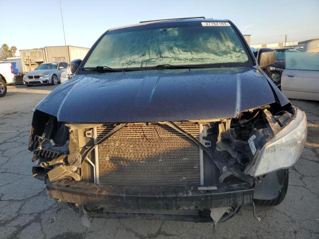 Photo 5 from auction – 2014 CHRYSLER TOWN & COU with VIN 2C4RC1BG8ER444075