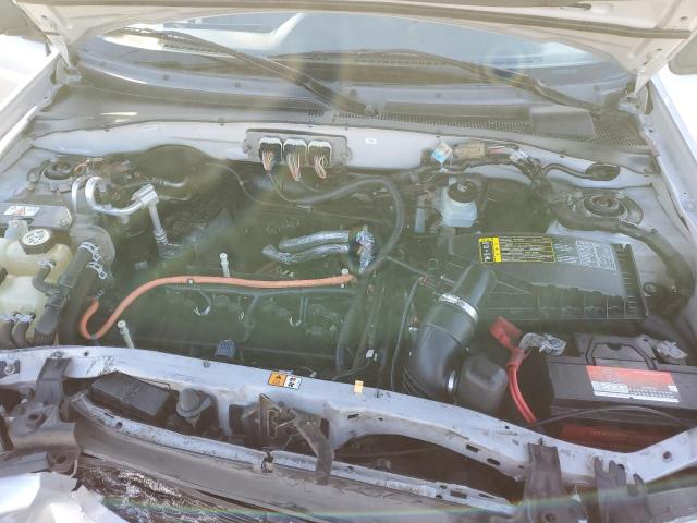 Photo 12 from auction – 2006 FORD ESCAPE HEV with VIN 1FMCU95H56KC73688