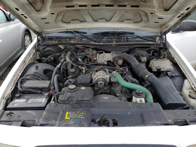 Photo 11 from auction – 2005 FORD CROWN VICT with VIN 2FAFP71W75X135119