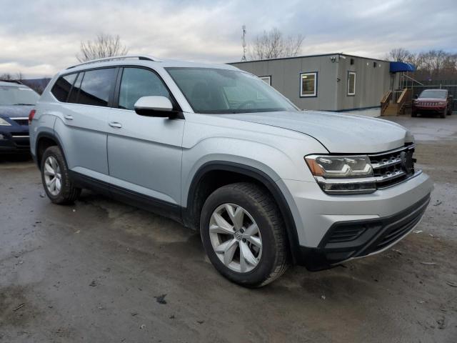 Photo 4 from auction – 2019 VOLKSWAGEN ATLAS S with VIN 1V2GR2CA2KC542088
