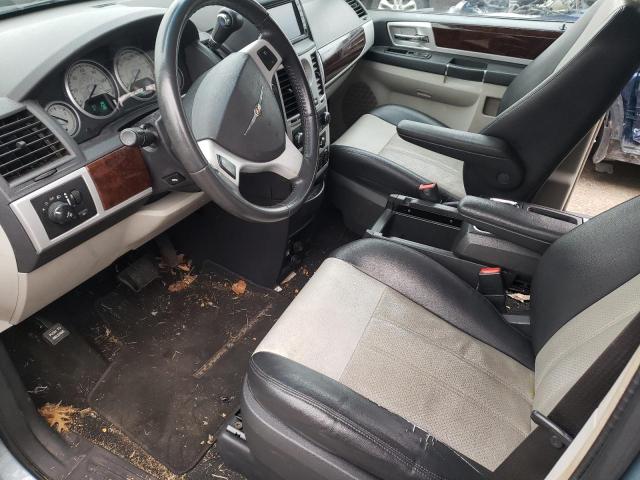 Photo 7 from auction – 2010 CHRYSLER TOWN & COU with VIN 2A4RR8DX7AR377221