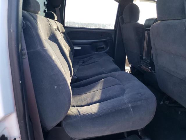 Photo 10 from auction – 2001 CHEVROLET SILVERADO with VIN 1GCHC23UX1F187668