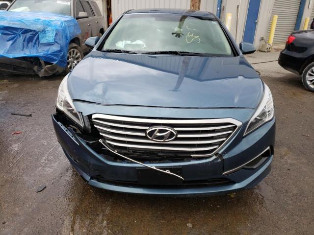 Photo 5 from auction – 2017 HYUNDAI SONATA SE with VIN 5NPE24AF8HH522156