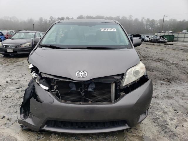 Photo 5 from auction – 2011 TOYOTA SIENNA XLE with VIN 5TDYK3DC5BS127815
