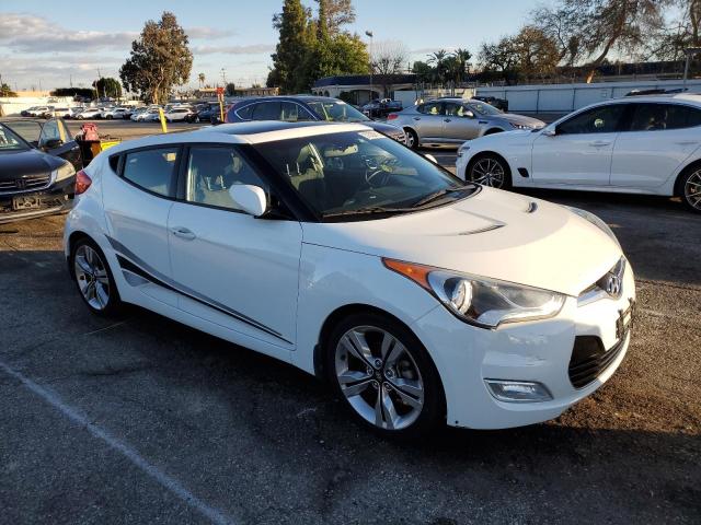 Photo 4 from auction – 2013 HYUNDAI VELOSTER with VIN KMHTC6AD4DU137087