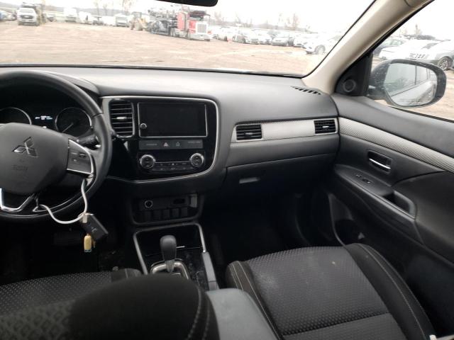 Photo 8 from auction – 2018 MITSUBISHI OUTLANDER with VIN JA4AD3A35JZ004281
