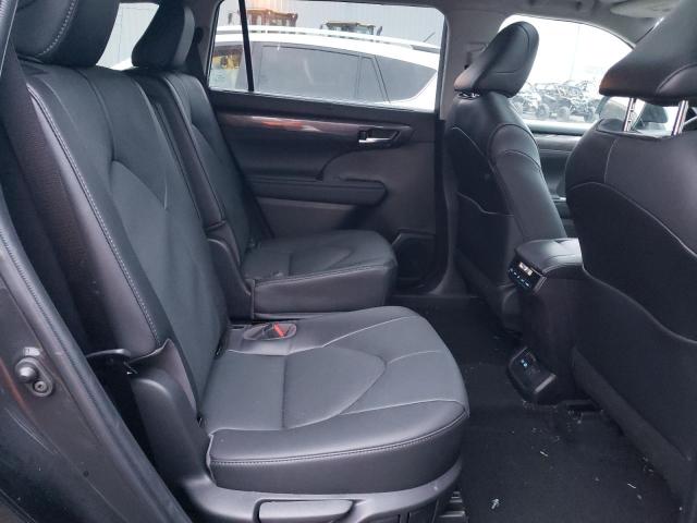 Photo 11 from auction – 2022 TOYOTA HIGHLANDER with VIN 5TDDZRBH0NS184472
