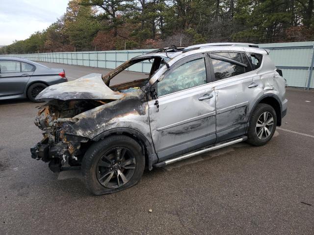 TOYOTA RAV4 XLE 2017 with VIN 2T3RFREV8HW558958 - Photo from auction