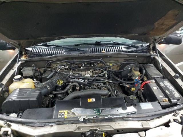 Photo 12 from auction – 2002 MERCURY MOUNTAINEE with VIN 4M2DU86W12ZJ42110