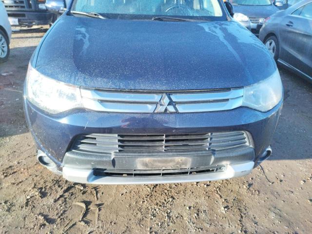 Photo 11 from auction – 2015 MITSUBISHI OUTLANDER with VIN JA4AD3A32FZ006707