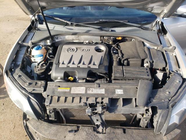 Photo 11 from auction – 2014 VOLKSWAGEN PASSAT SEL with VIN 1VWCN7A33EC090313
