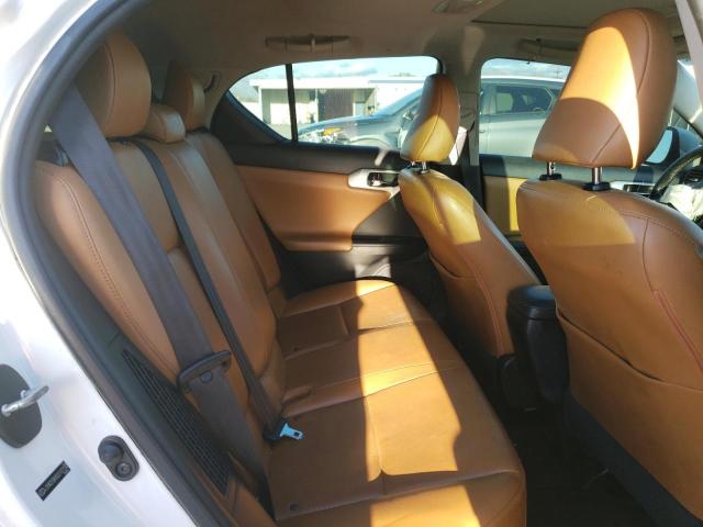 Photo 10 from auction – 2013 LEXUS CT 200 with VIN JTHKD5BH5D2137103