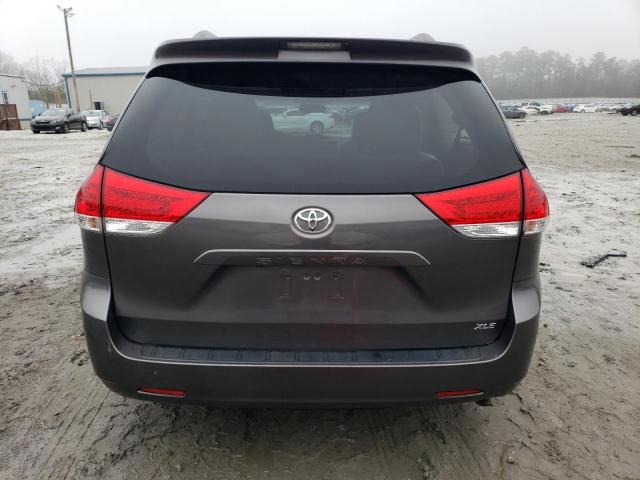 Photo 6 from auction – 2011 TOYOTA SIENNA XLE with VIN 5TDYK3DC5BS127815