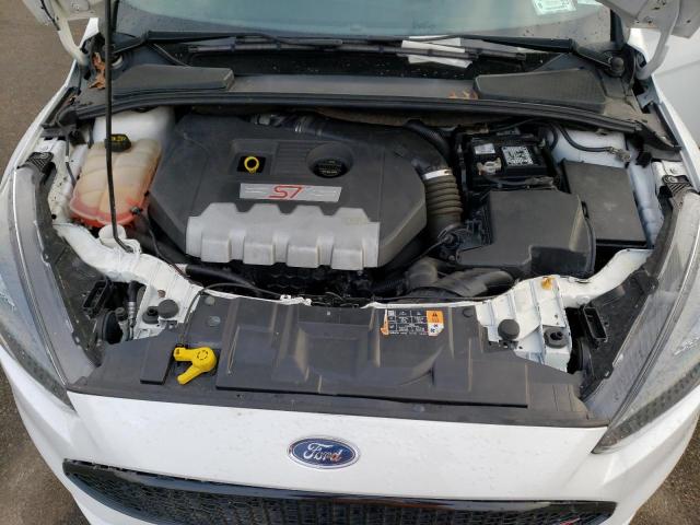Photo 11 from auction – 2017 FORD FOCUS ST with VIN 1FADP3L95HL262279
