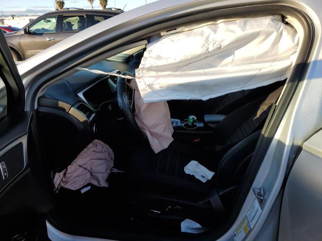 Photo 7 from auction – 2014 FORD FUSION SE with VIN 3FA6P0HD5ER170218