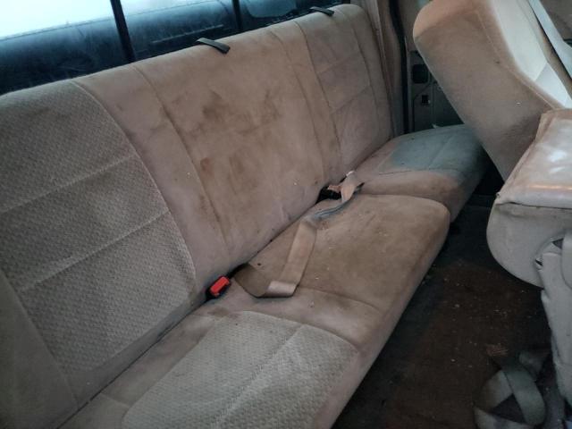 Photo 10 from auction – 2002 FORD F250 SUPER with VIN 1FTNX20FX2ED34205