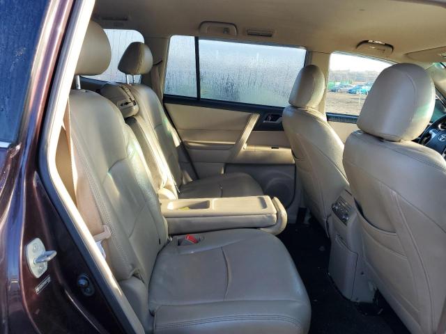 Photo 11 from auction – 2013 TOYOTA HIGHLANDER with VIN 5TDZK3EH4DS111929