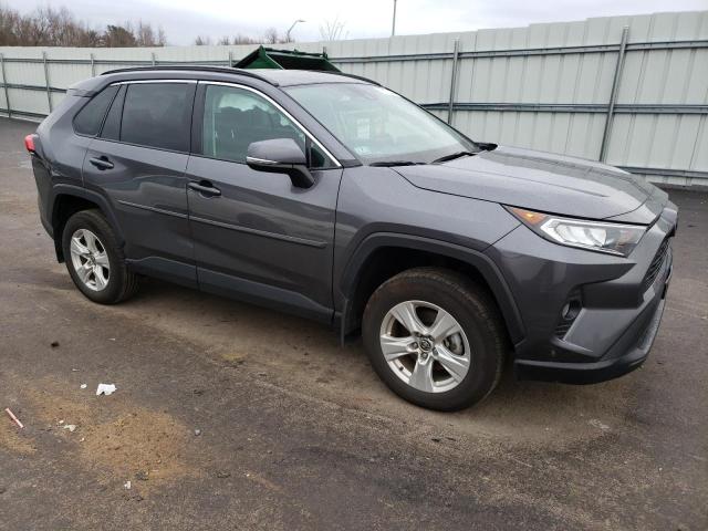 Photo 4 from auction – 2021 TOYOTA RAV4 XLE with VIN 2T3P1RFVXMC215844