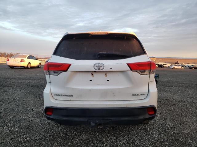 Photo 6 from auction – 2018 TOYOTA HIGHLANDER with VIN 5TDJZRFHXJS859204