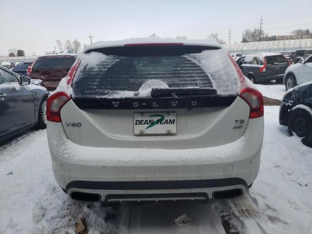 Photo 6 from auction – 2016 VOLVO V60 CROSS with VIN YV4612HK9G1003604