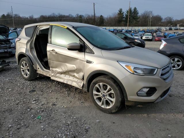 Photo 4 from auction – 2017 FORD ESCAPE SE with VIN 1FMCU0GD7HUD18823