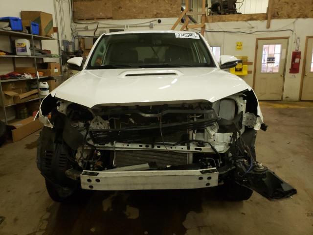 Photo 5 from auction – 2020 TOYOTA 4RUNNER SR with VIN JTEBU5JRXL5761077
